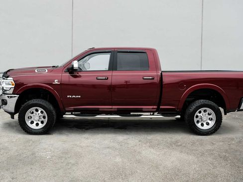Used 2022 RAM 2500 Laramie AWD/4WD image 11