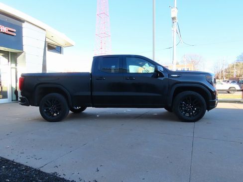 Used 2023 GMC Sierra 1500 Elevation w/ Preferred Package image 9