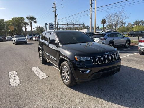 Used 2021 Jeep Grand Cherokee Laredo image 11
