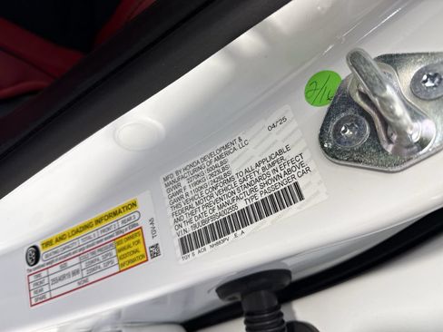 Certified 2025 Acura TLX SH-AWD w/ A-SPEC Pkg image 38