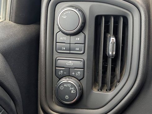 Used 2023 Chevrolet Silverado 1500 Custom Trail Boss w/ LPO, Dark Essentials Package AWD/4WD image 26