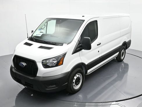 New 2025 Ford Transit 150 Low Roof image 25