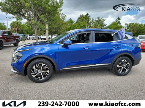 Certified 2024 Kia Sportage EX FWD image 5