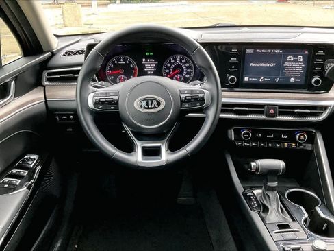 Used 2021 Kia K5 EX image 13