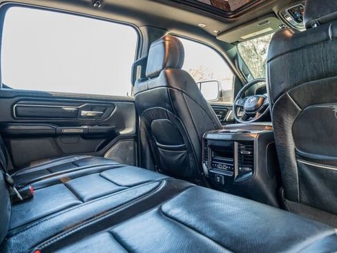 Used 2019 RAM 1500 Limited image 40