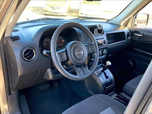 Used 2016 Jeep Patriot Sport w/ Power Value Group image 17
