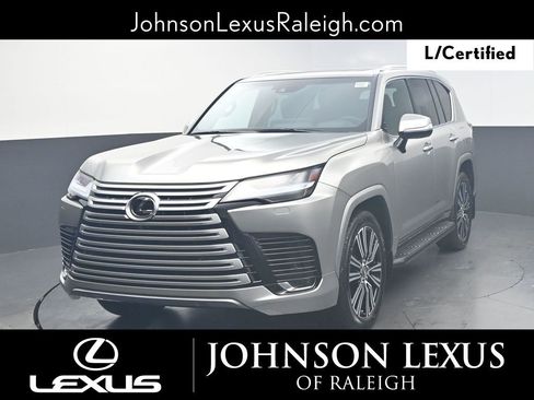 Certified 2024 Lexus LX 600 4WD w/ Luxury Package image 5