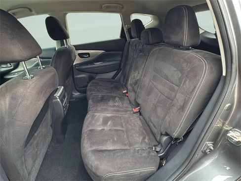 Used 2017 Nissan Murano SV image 11