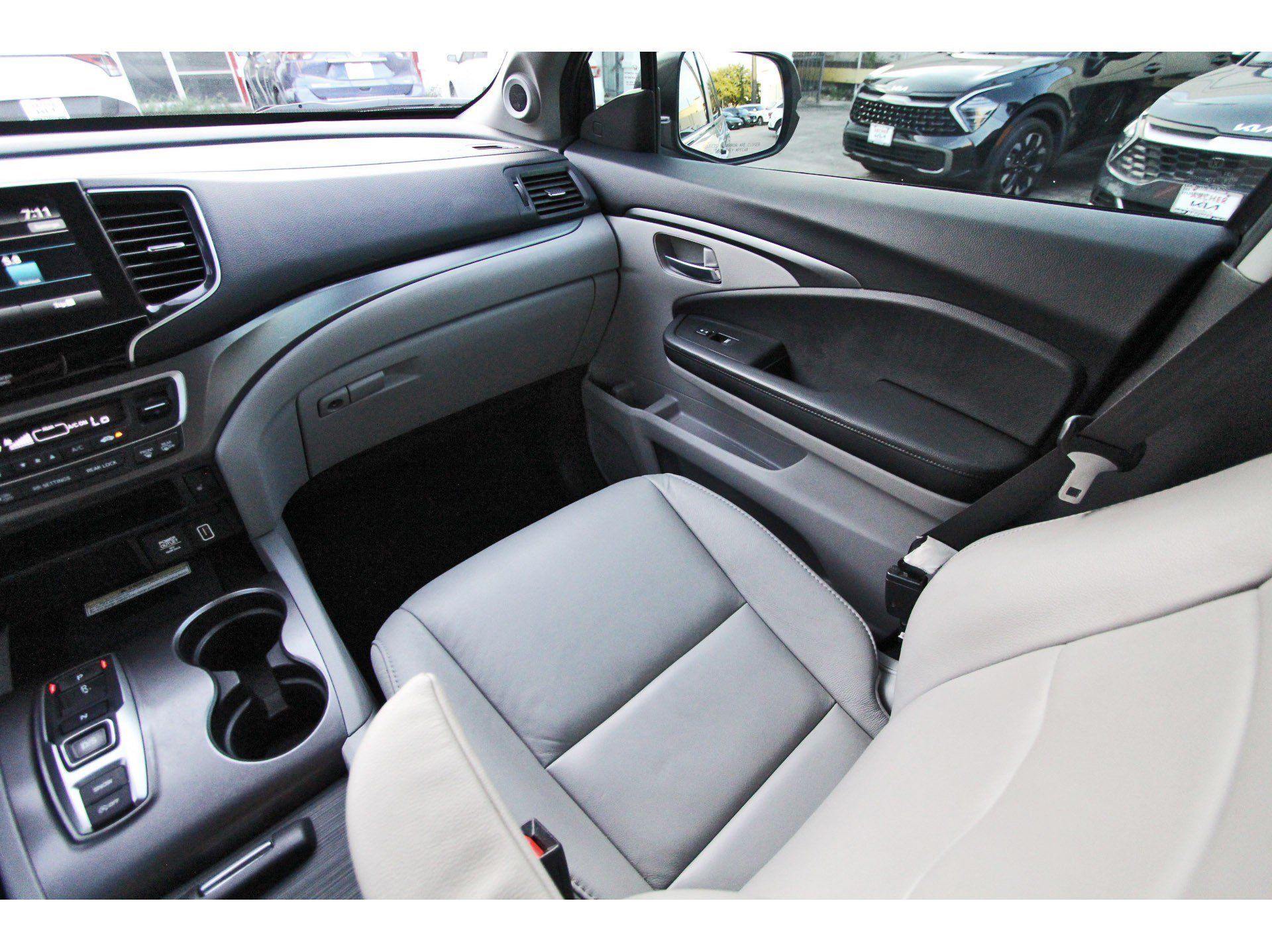 Used 2021 Honda Pilot Special Edition image 14