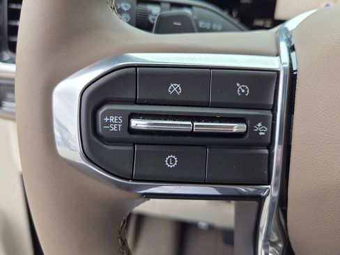 Used 2026 GMC Yukon XL Denali w/ Sun & Power Step Package image 24