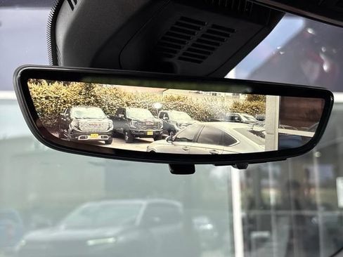 Used 2025 Chevrolet Equinox RS w/ Safety and Technology Package FWD image 26