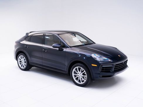 Used 2021 Porsche Cayenne Coupe image 7