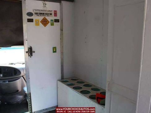 Used 1997 Ford E-350 and Econoline 350 image 14