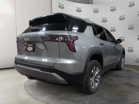 Used 2025 Chevrolet Equinox LT image 5