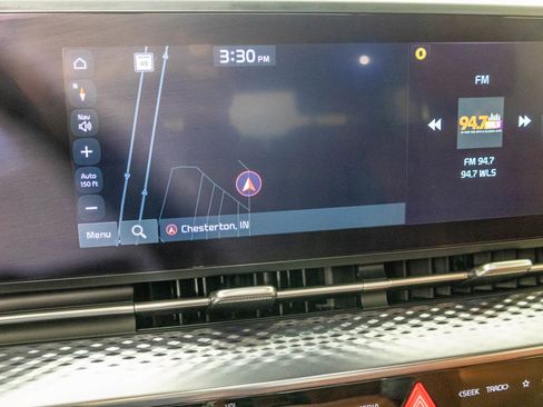 Used 2024 Kia Carnival SX Prestige FWD image 27
