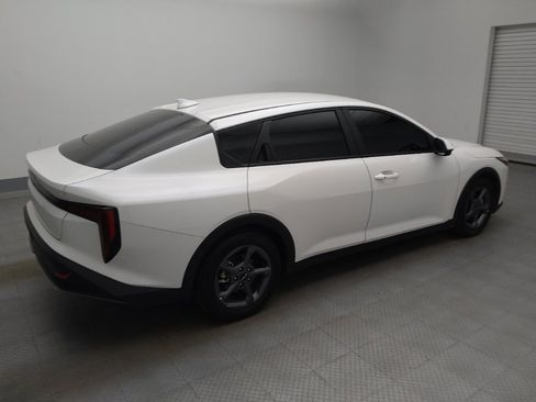 Used 2025 Kia K4 FWD image 10
