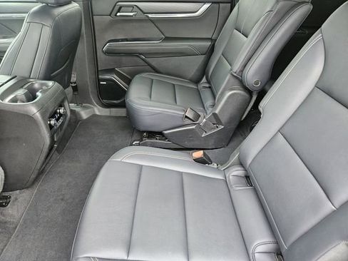 Used 2024 GMC Acadia Elevation FWD image 30