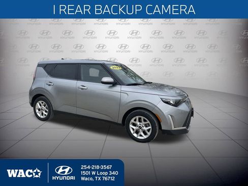 Used 2023 Kia Soul LX w/ Option Group 015 image 5