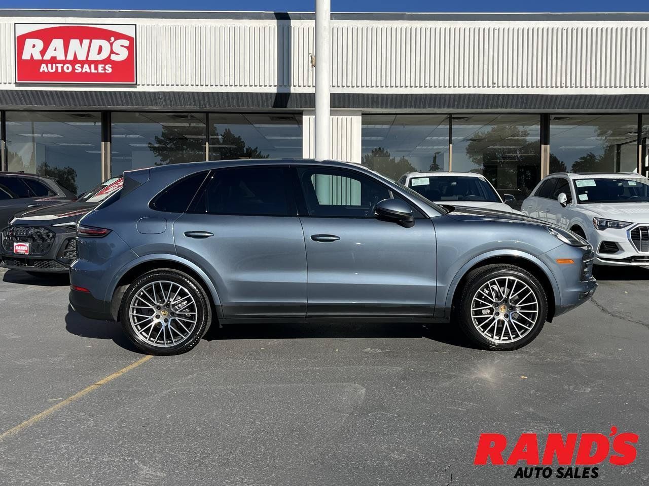 Used 2020 Porsche Cayenne AWD/4WD image 1