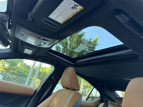 Used 2024 Lexus IS 300 300 image 22