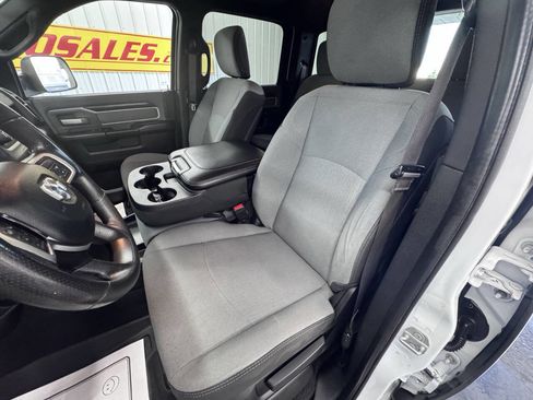 Used 2021 RAM 2500 Big Horn image 26