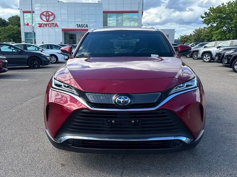 Used 2021 Toyota Venza XLE AWD/4WD image 2