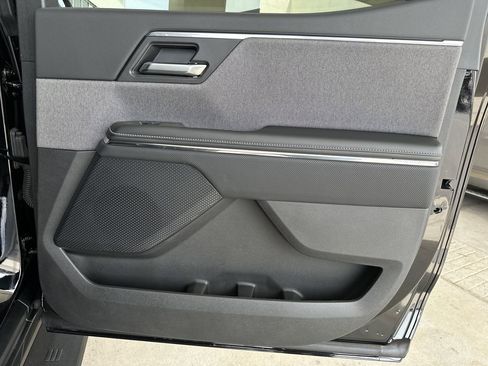 New 2026 GMC Sierra EV Elevation w/ Premium Package image 33