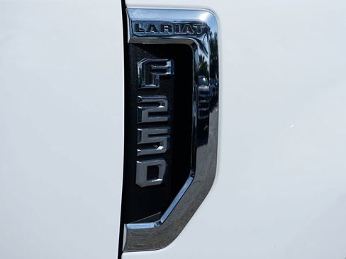 Used 2019 Ford F250 Lariat w/ Lariat Ultimate Package AWD/4WD image 49