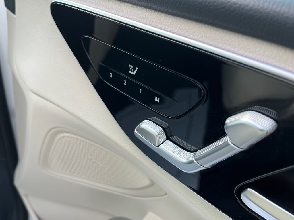 Certified 2026 Mercedes-Benz C 300 4MATIC Sedan image 15