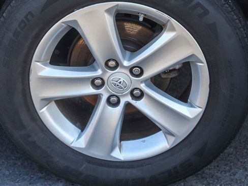 Used 2013 Toyota RAV4 XLE w/ Preferred Accessory Pkg image 11