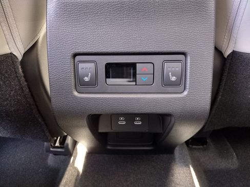 New 2026 Mitsubishi Outlander SEL AWD/4WD image 28