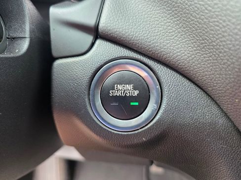 Certified 2023 Chevrolet Equinox LT FWD image 19