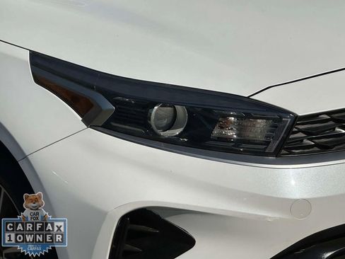 Used 2022 Kia Forte LXS FWD image 11