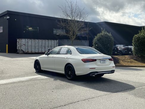 Used 2022 Mercedes-Benz E 450 E 450 w/ Driver Assistance Package image 16