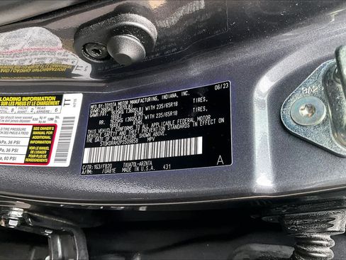 Used 2023 Toyota Highlander L FWD image 34