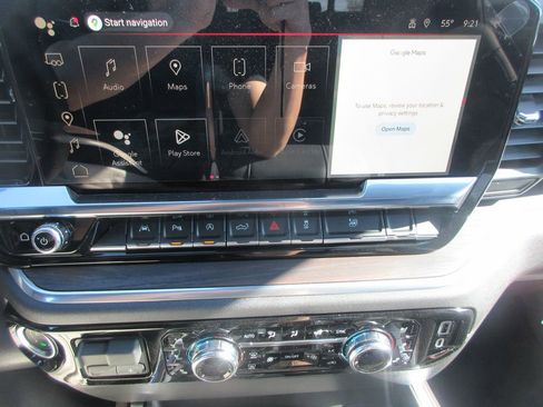 New 2026 GMC Sierra 1500 SLT image 20