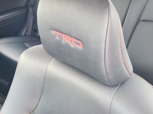 Used 2024 Toyota 4Runner TRD Off-Road Premium w/ Off Road Premium Plus Package AWD/4WD image 15