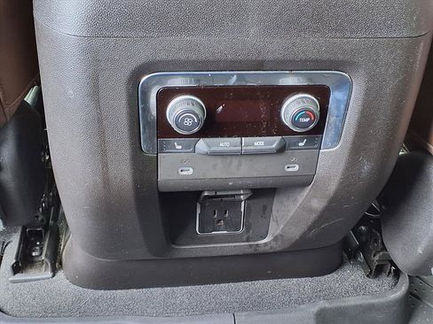 Used 2021 Chevrolet Tahoe High Country image 18