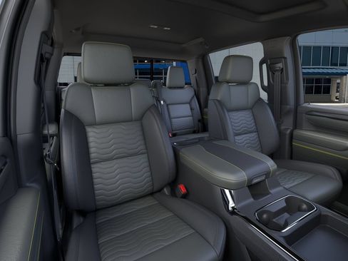 New 2026 Chevrolet Silverado 2500 ZR2 AWD/4WD image 16