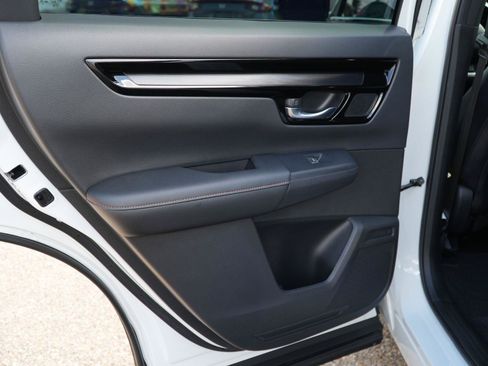 Used 2024 Honda CR-V Sport Touring image 18