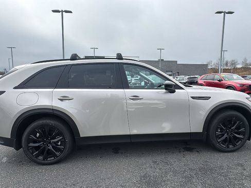 New 2026 MAZDA CX-90 Plug-In Hybrid w/Premium Sport image 8