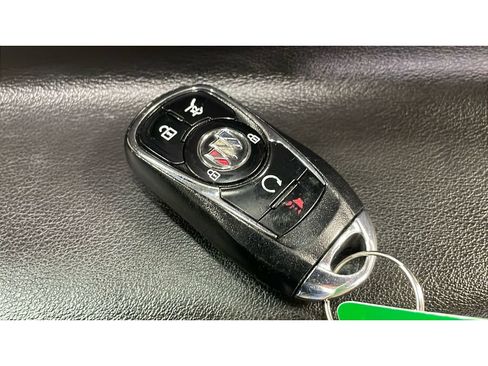 Used 2022 Buick Enclave Avenir w/ Avenir Technology Package image 19