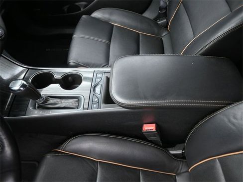 Used 2017 Chevrolet Impala Premier w/ Enhanced Convenience Package image 9