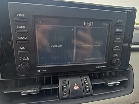 Certified 2020 Toyota RAV4 XLE Premium FWD image 18