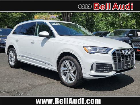 Used 2023 Audi Q7 2.0T Premium w/ Convenience Package AWD/4WD image 1