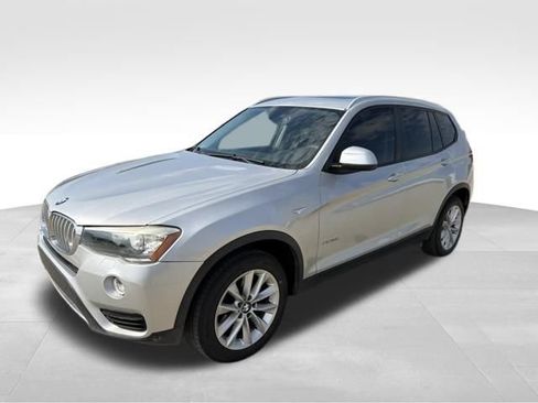 Used 2016 BMW X3 xDrive28i AWD/4WD image 9
