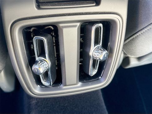 Used 2024 Polestar Polestar 2 image 27