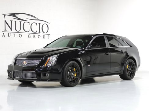 Used 2011 Cadillac CTS V image 29