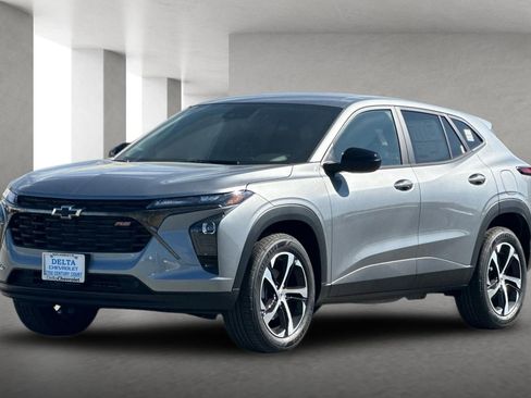 New 2026 Chevrolet Trax RS w/ Driver Confidence Package FWD image 8