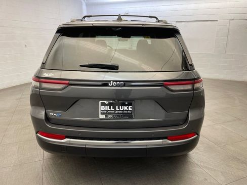 Used 2024 Jeep Grand Cherokee Limited 4xe w/ Luxury Tech Group II AWD/4WD image 17